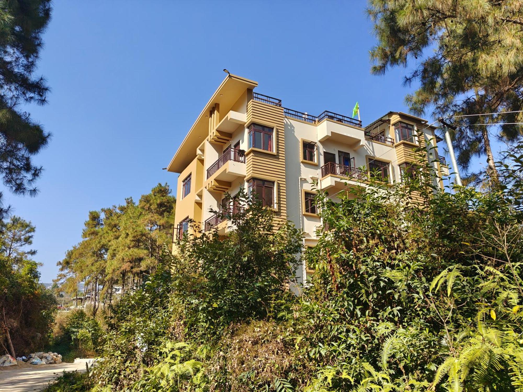 שילונג Xtsy Travellers Hostel מראה חיצוני תמונה